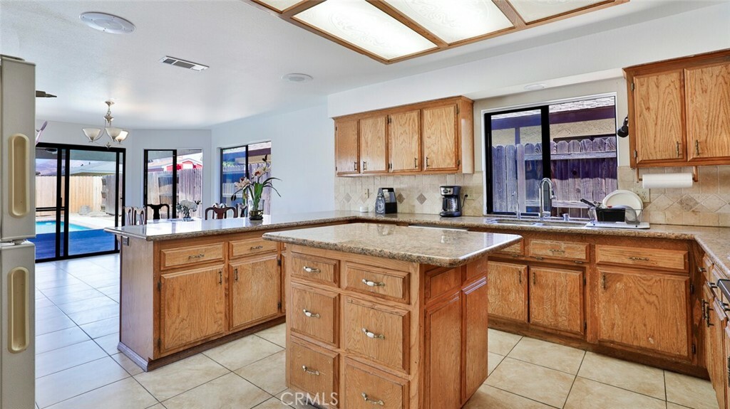 Property Photo:  42060 Shadow Lane  CA 92544 