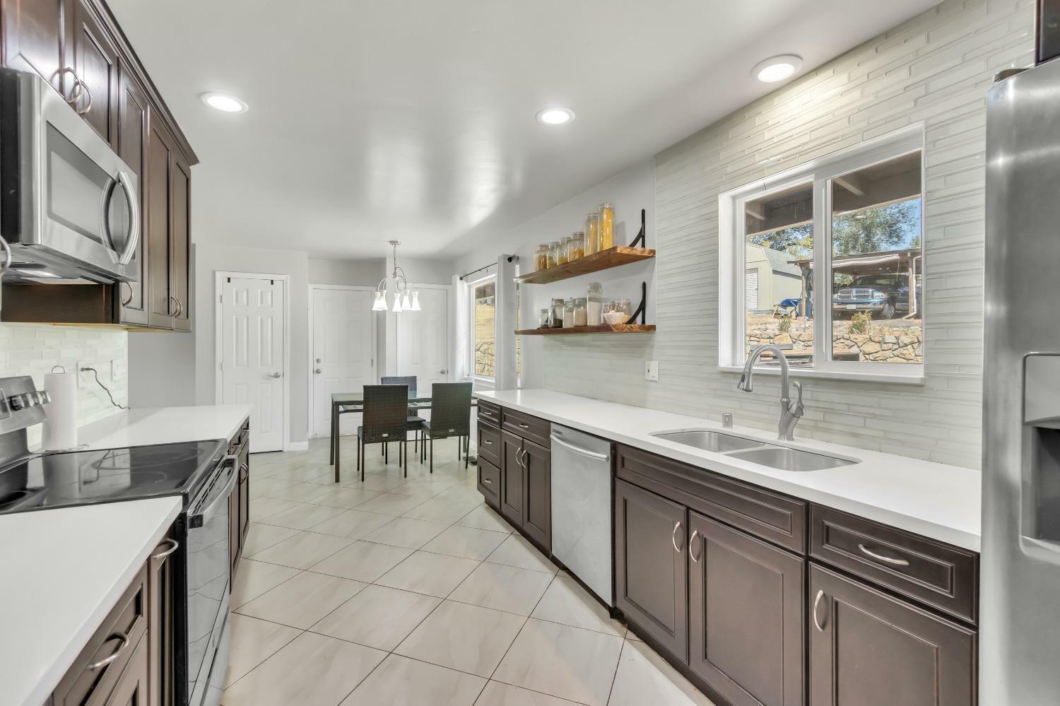 Property Photo:  119 Bluejay Drive  CA 95667 