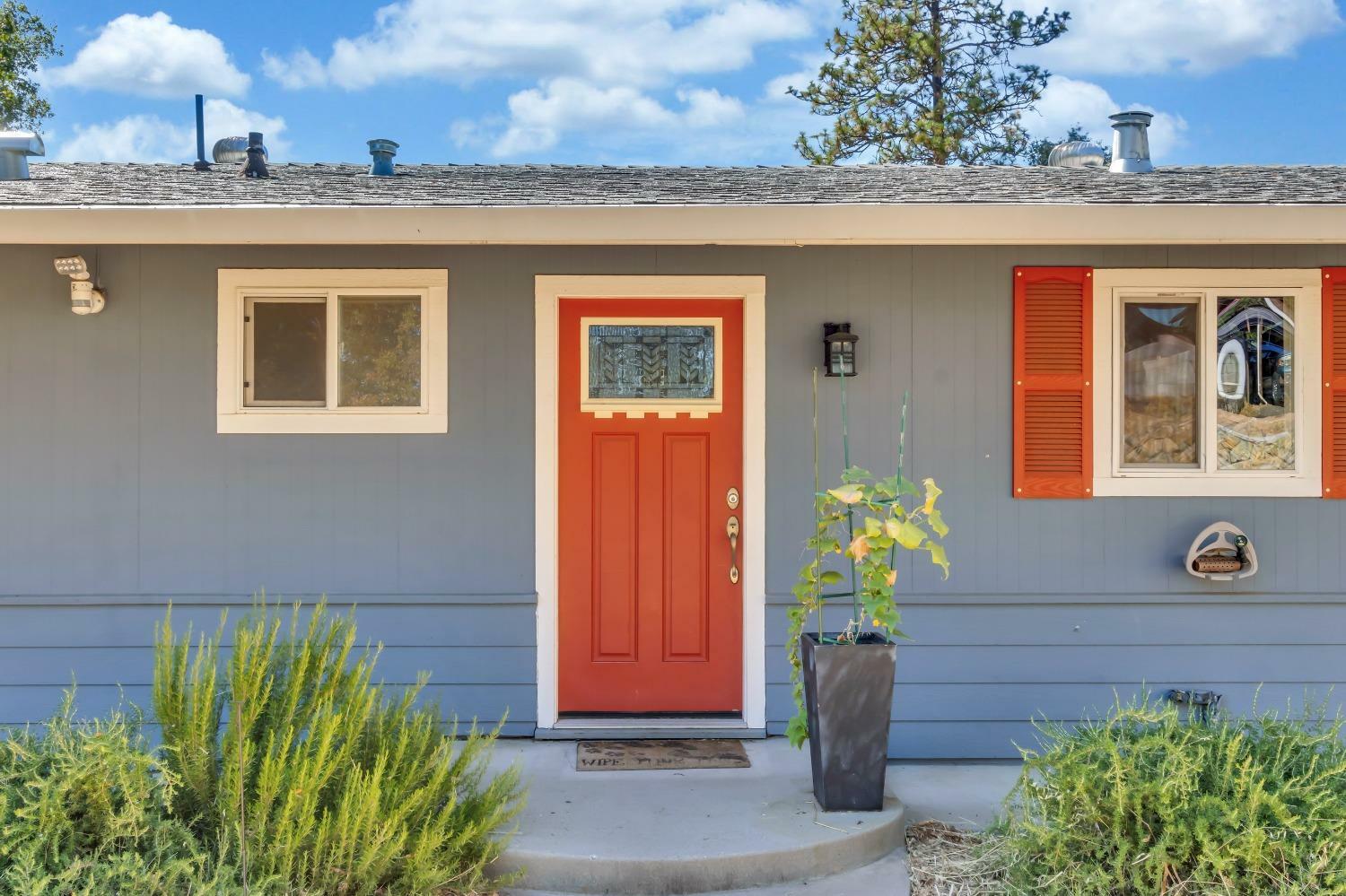 Property Photo: 119 Bluejay Drive CA 95667