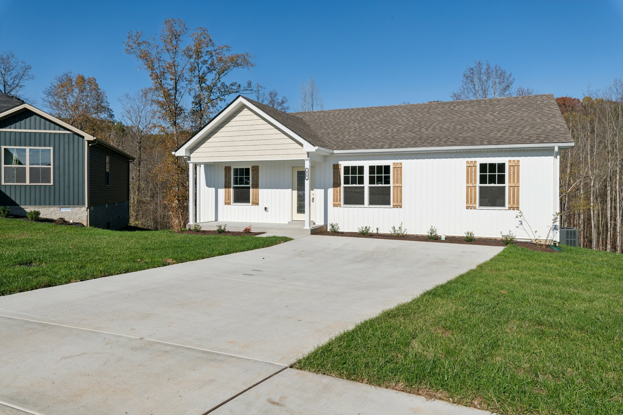 Property Photo:  414 Mattingly Dr  TN 37042 