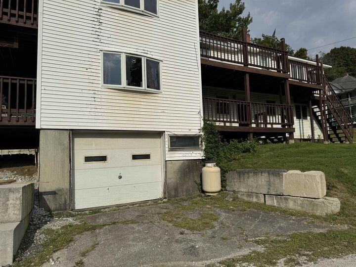 Property Photo: 190 Crescent Street VT 05701