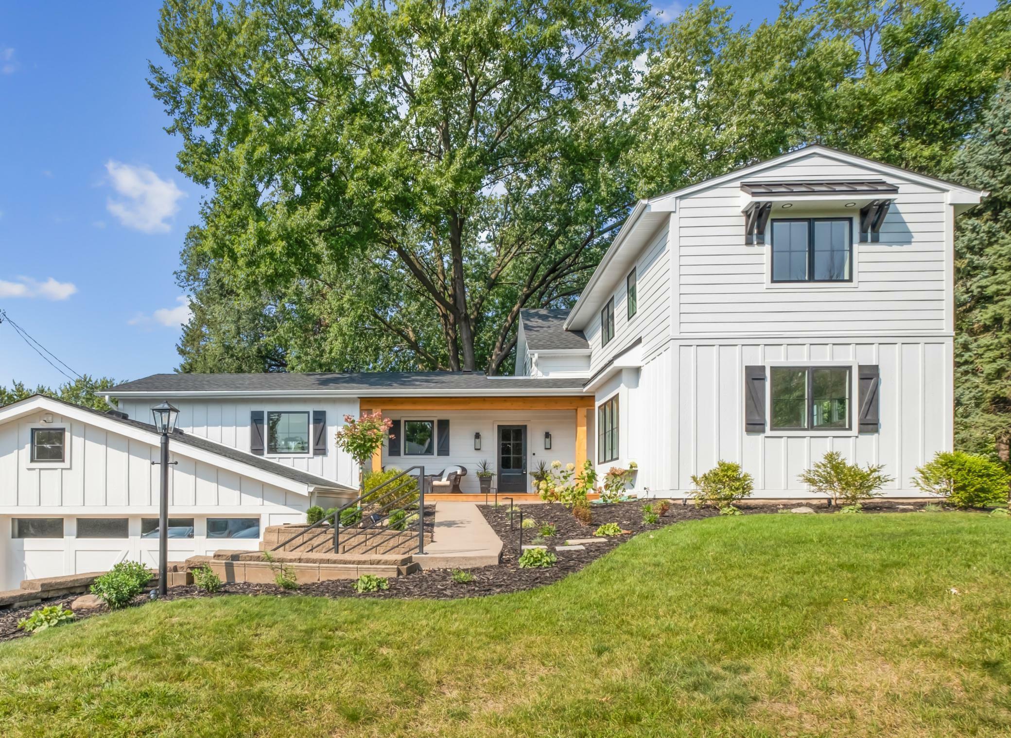 Property Photo:  120 Edgewood Avenue S  MN 55426 