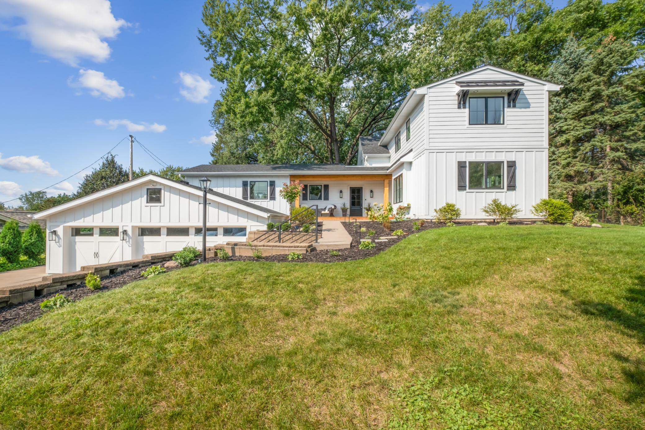 Property Photo:  120 Edgewood Avenue S  MN 55426 