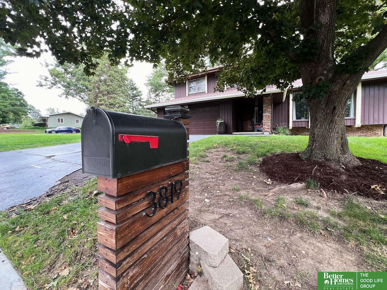 Property Photo:  3819 N 81 Avenue  NE 68134 