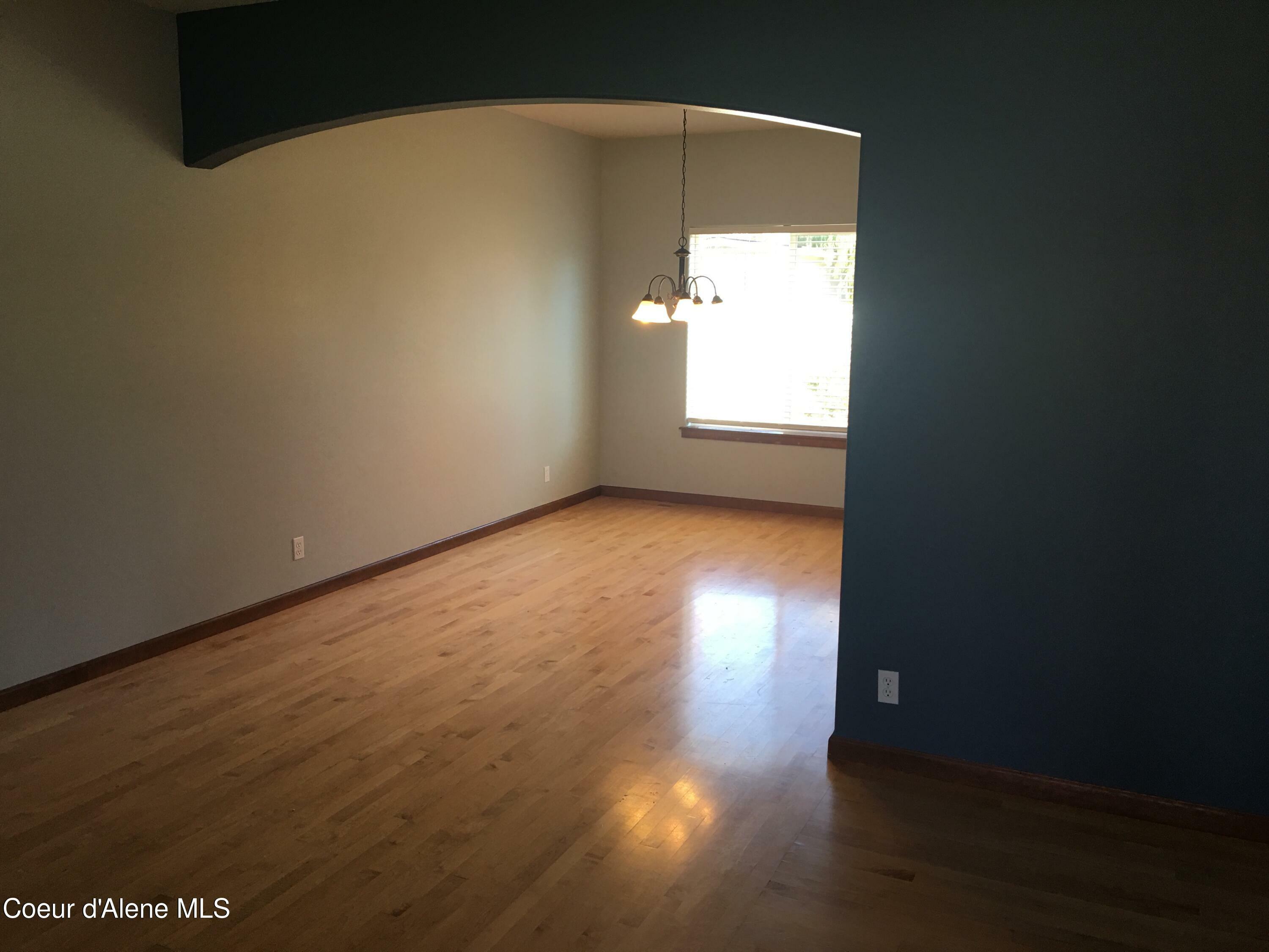 Property Photo:  1543 W Tualatin Dr  ID 83854 