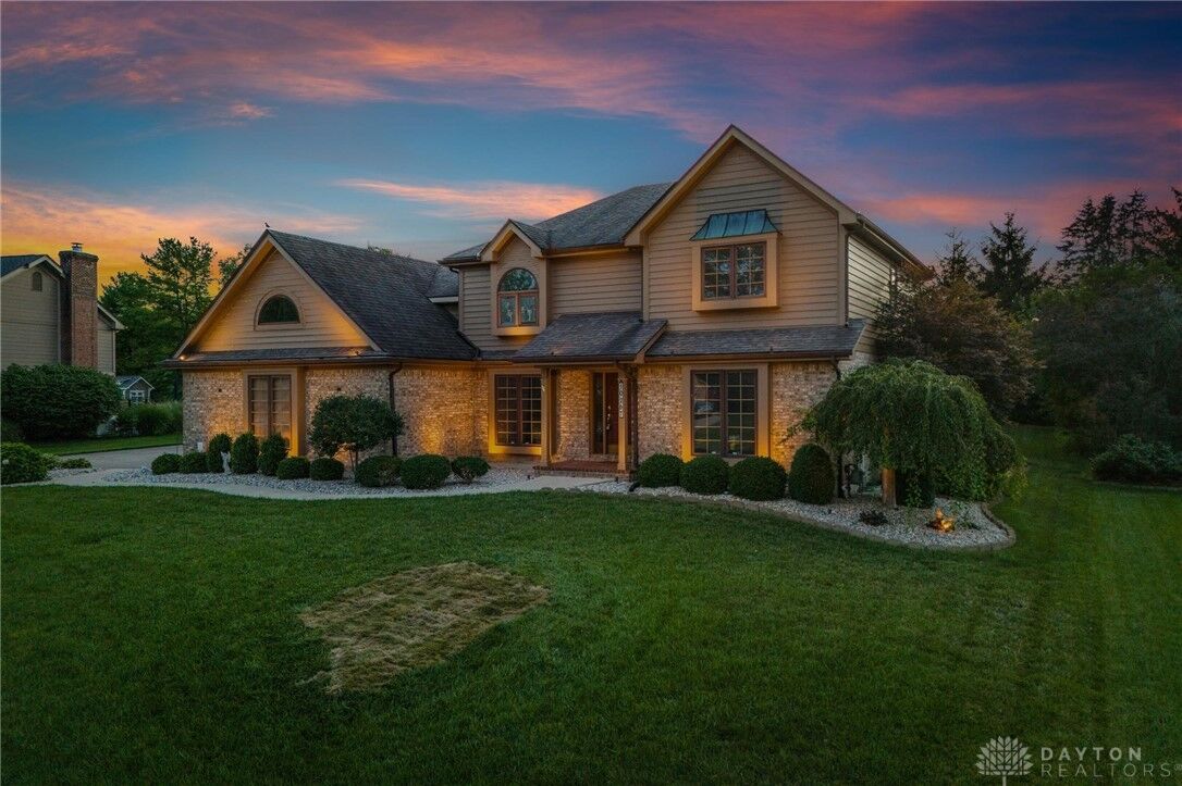 Property Photo: 10267 Cherry Tree Terrace OH 45458