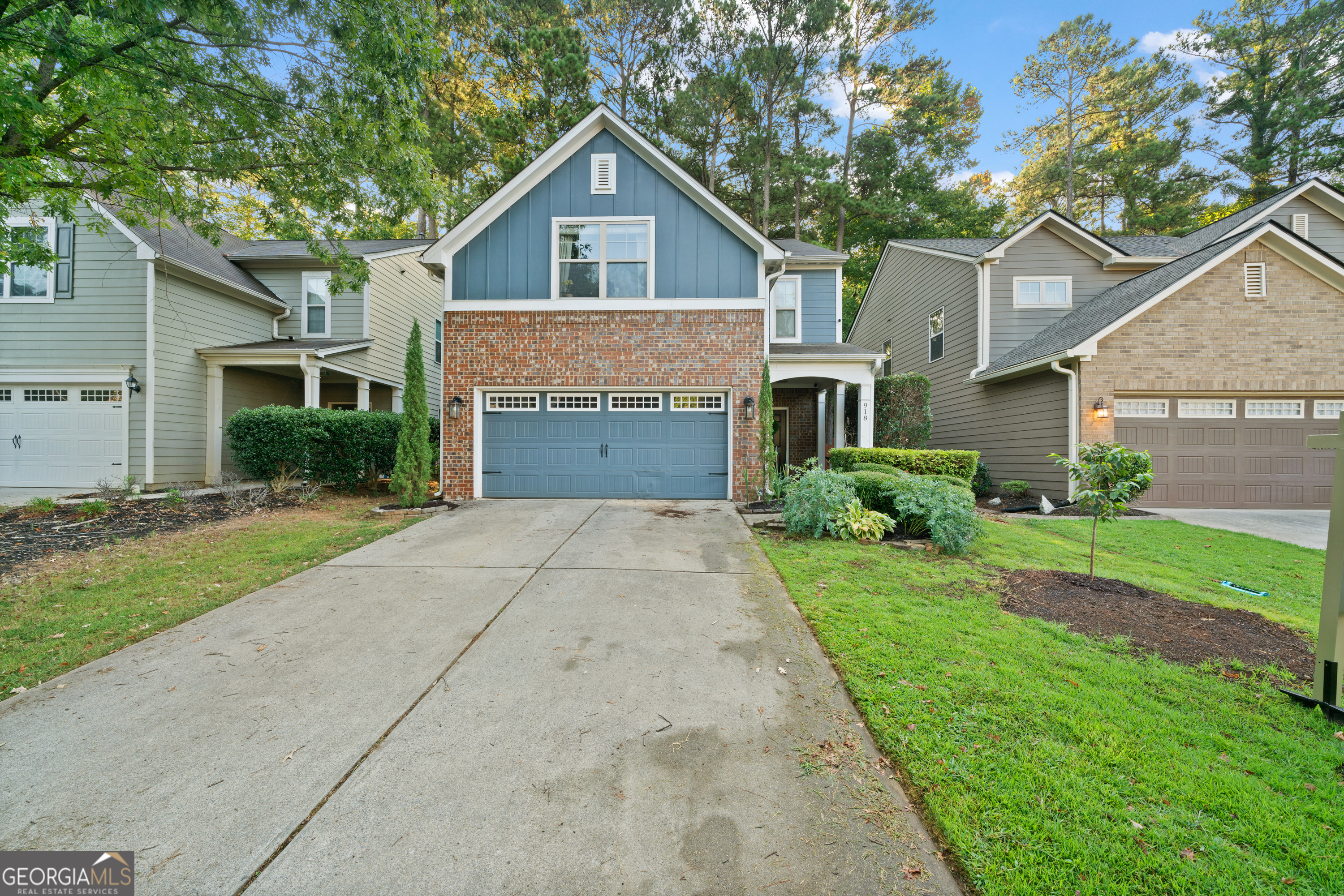 Property Photo:  918 Silver Lake Drive  GA 30102 