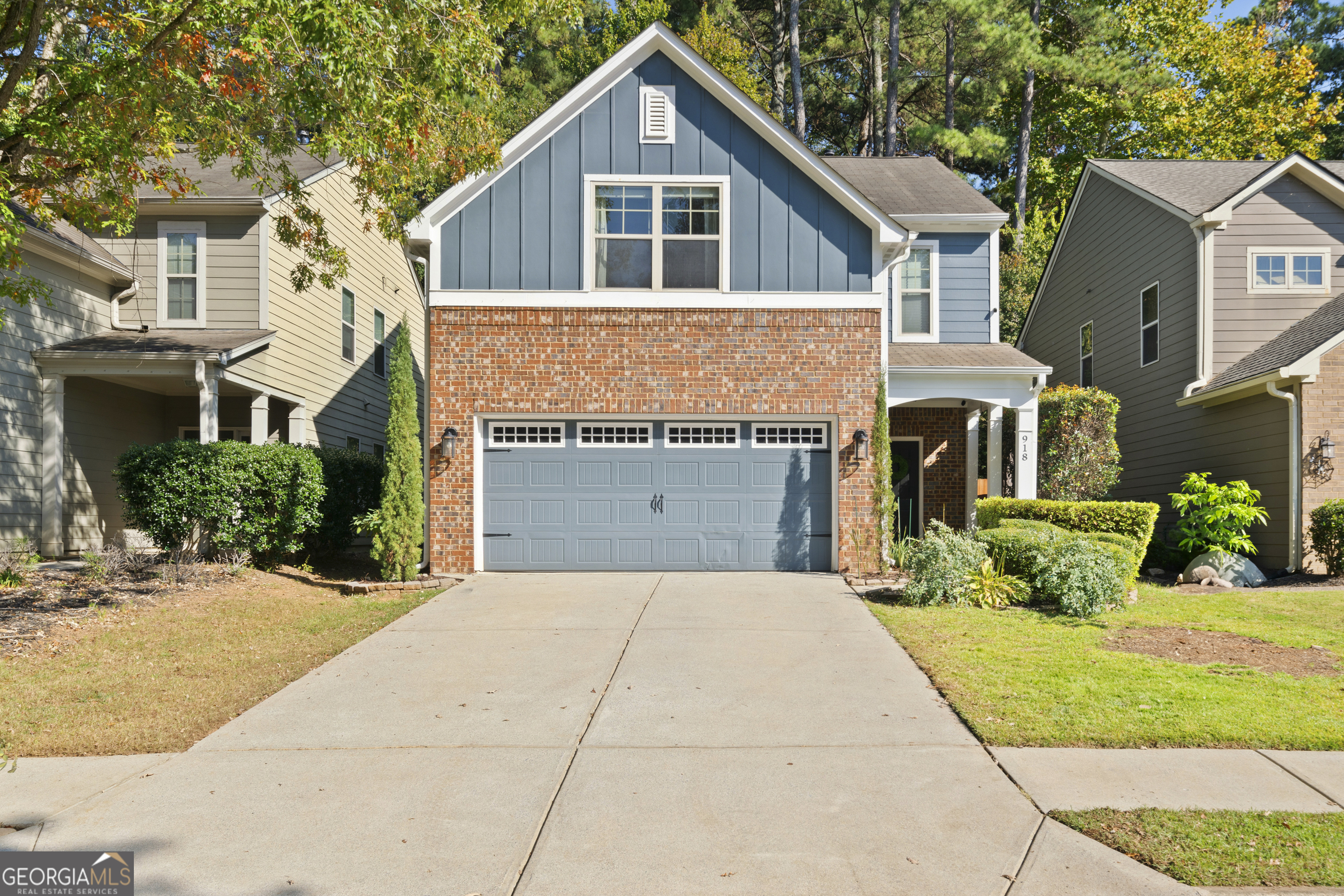 Property Photo:  918 Silver Lake Drive  GA 30102 