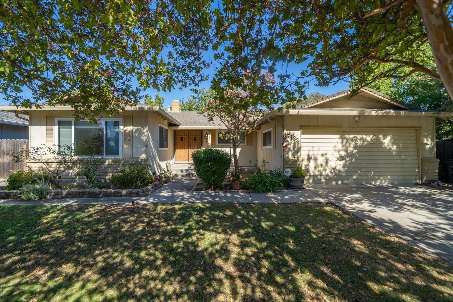 Property Photo:  7422 Shoreham Place  CA 95207 