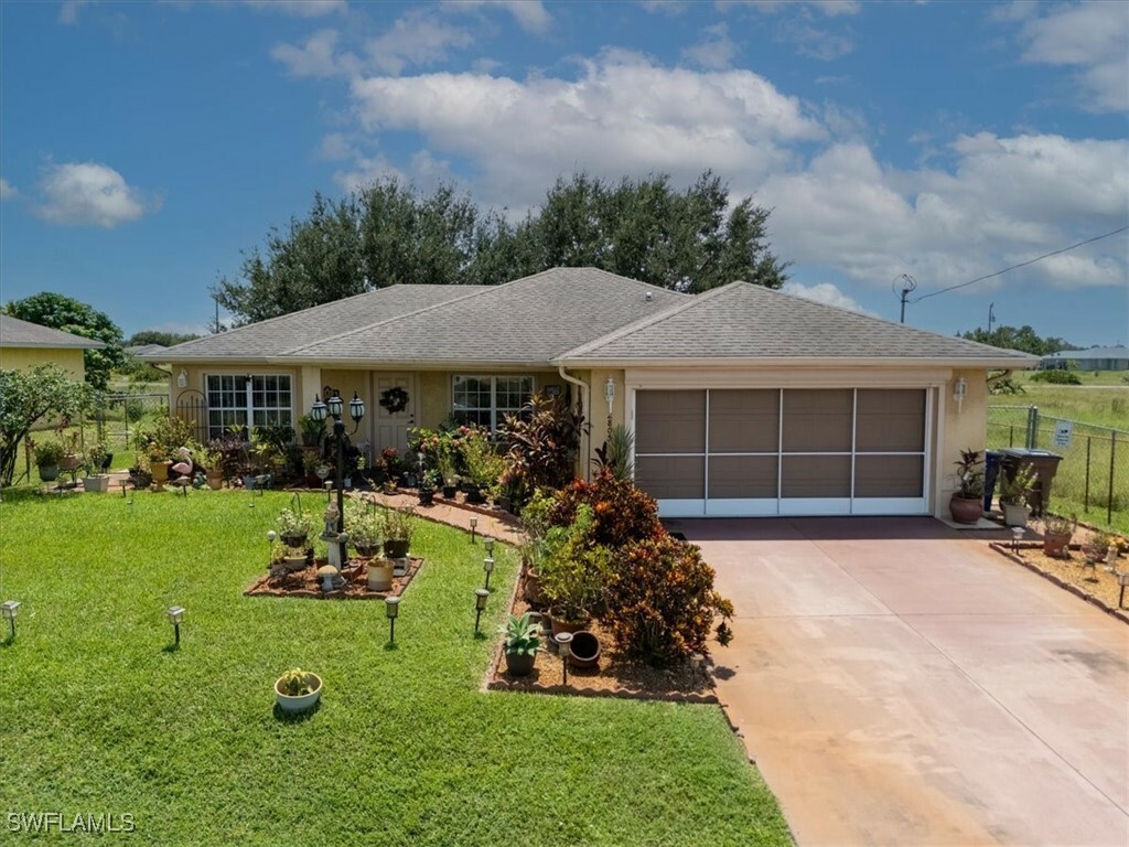 Property Photo:  2805 23rd Street SW  FL 33976 