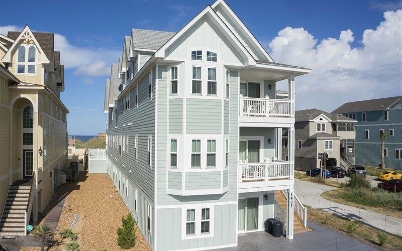 Property Photo: 1905 S Virginia Dare Trail NC 27948