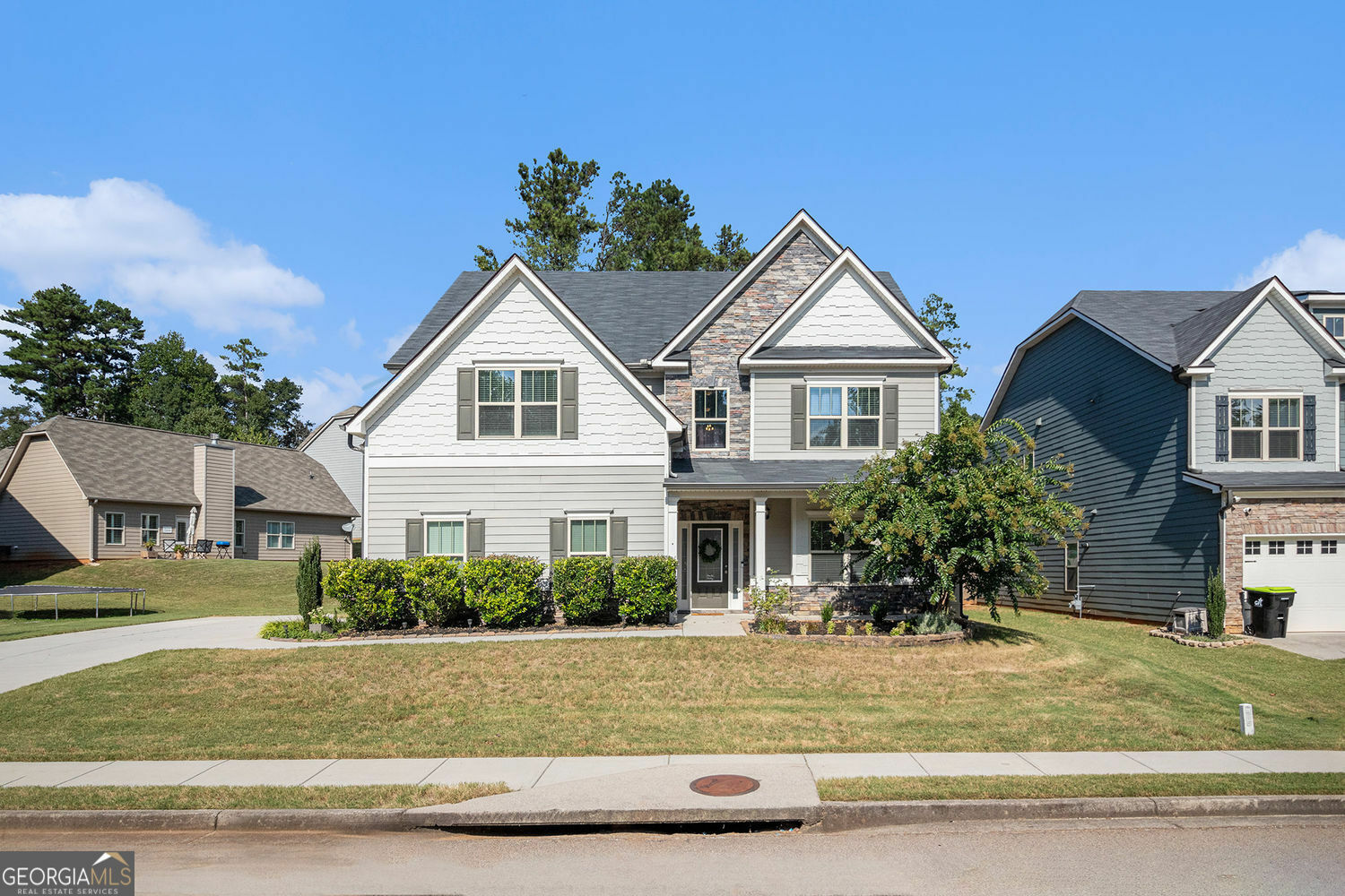 Property Photo:  2535 Grayton Loop  GA 30180 