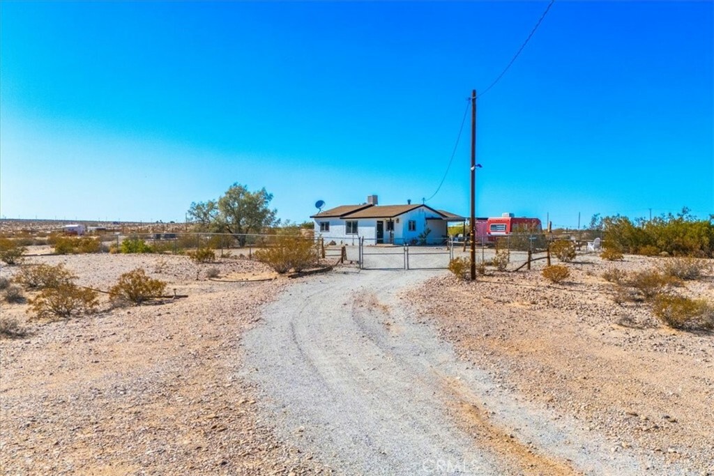 Property Photo:  1560 Jackrabbit Trail  CA 92277 