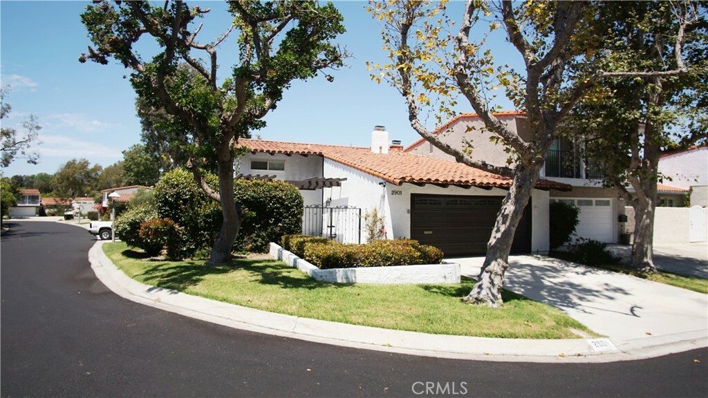 Property Photo:  2901 Quedada  CA 92660 