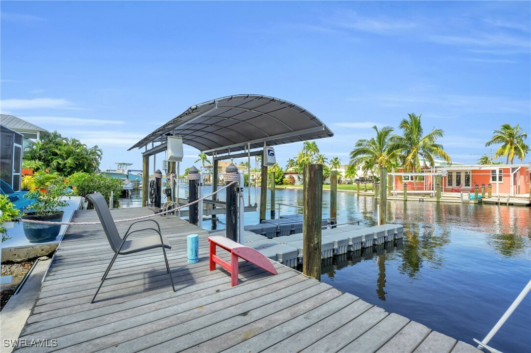 Property Photo:  2566 2nd Street  FL 33993 