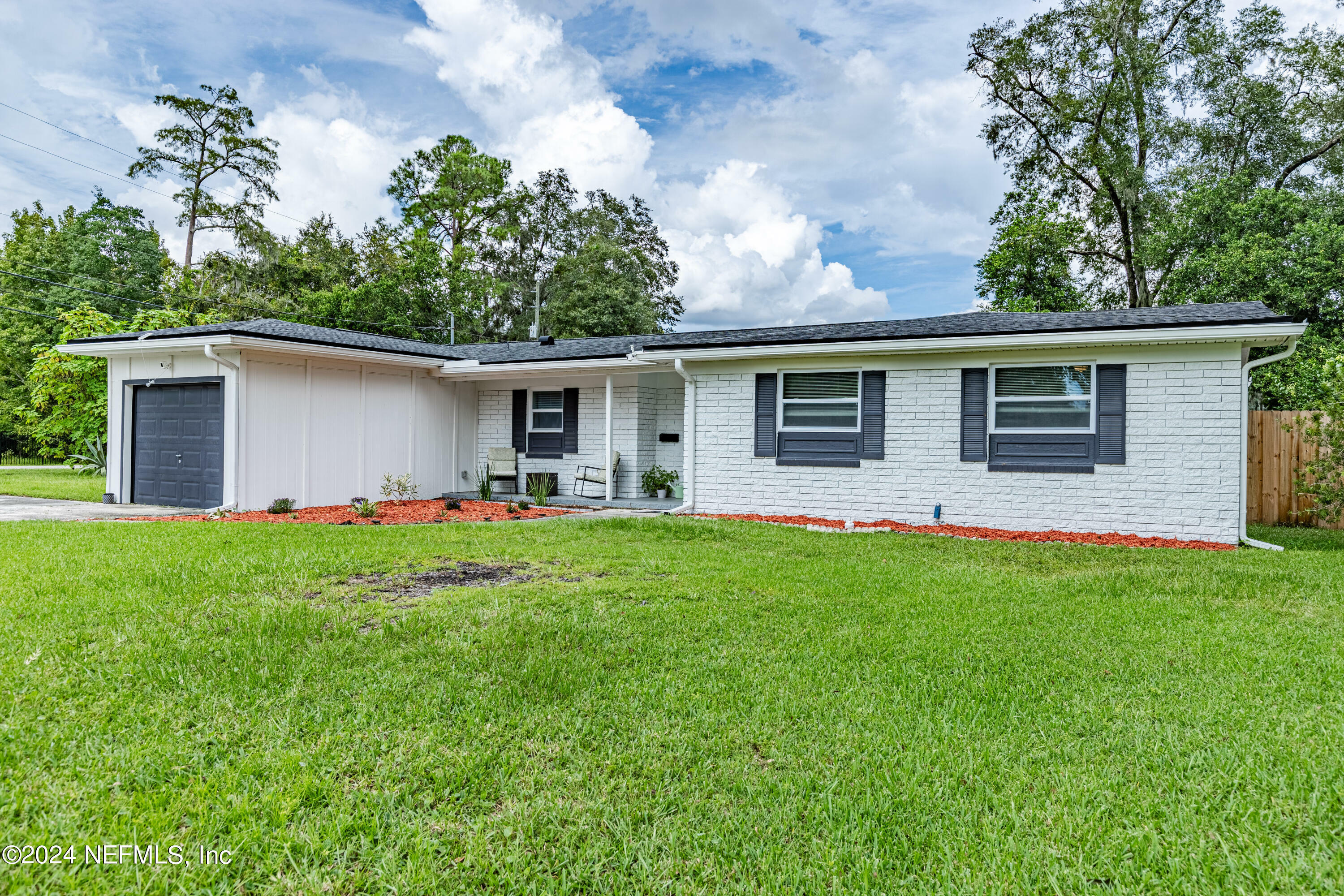 Property Photo:  2305 Brest Road  FL 32216 