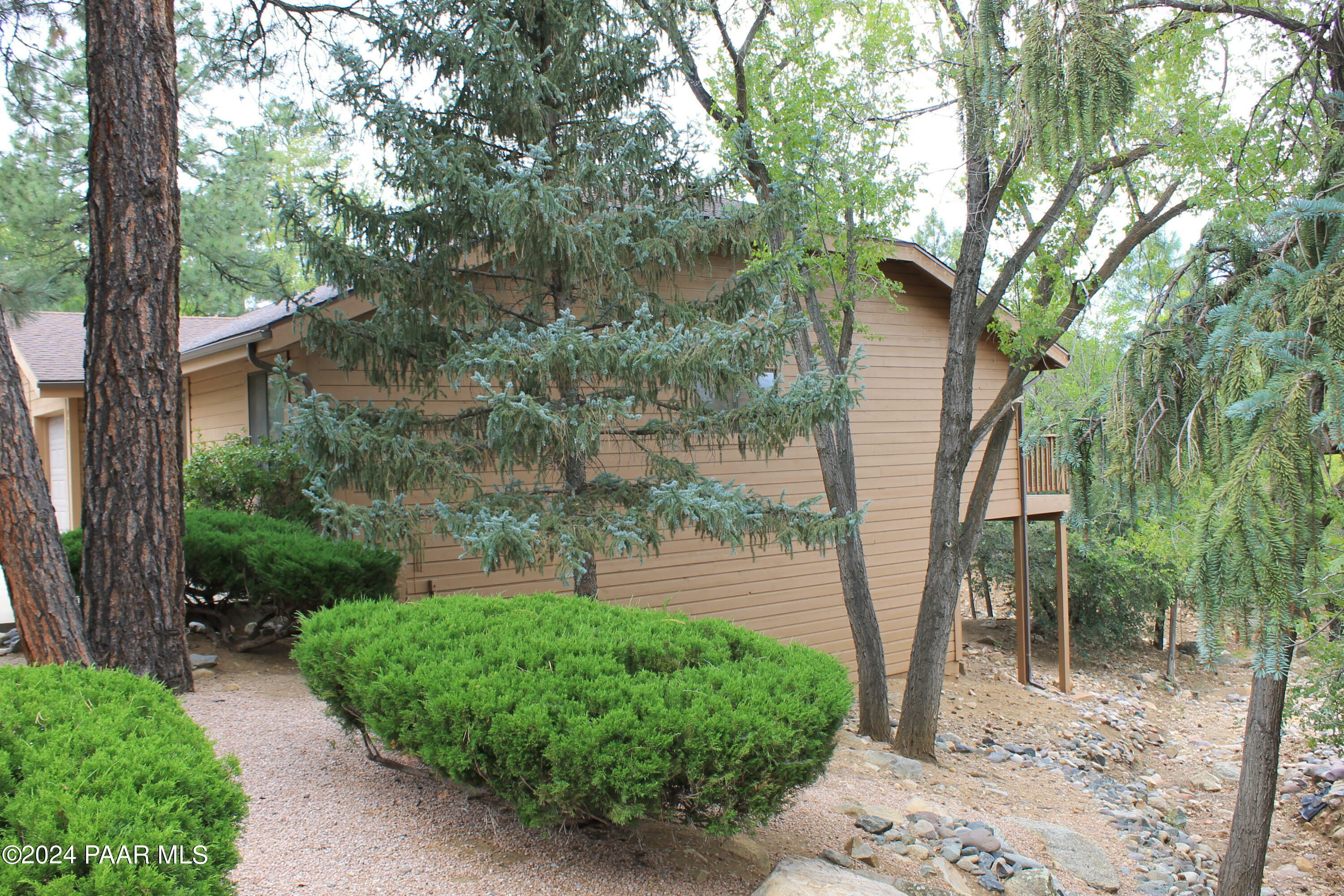 Property Photo:  910 Old Stage Road  AZ 86303 