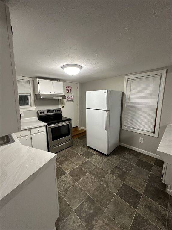 Property Photo:  7 6th Street 2R  MA 02703 