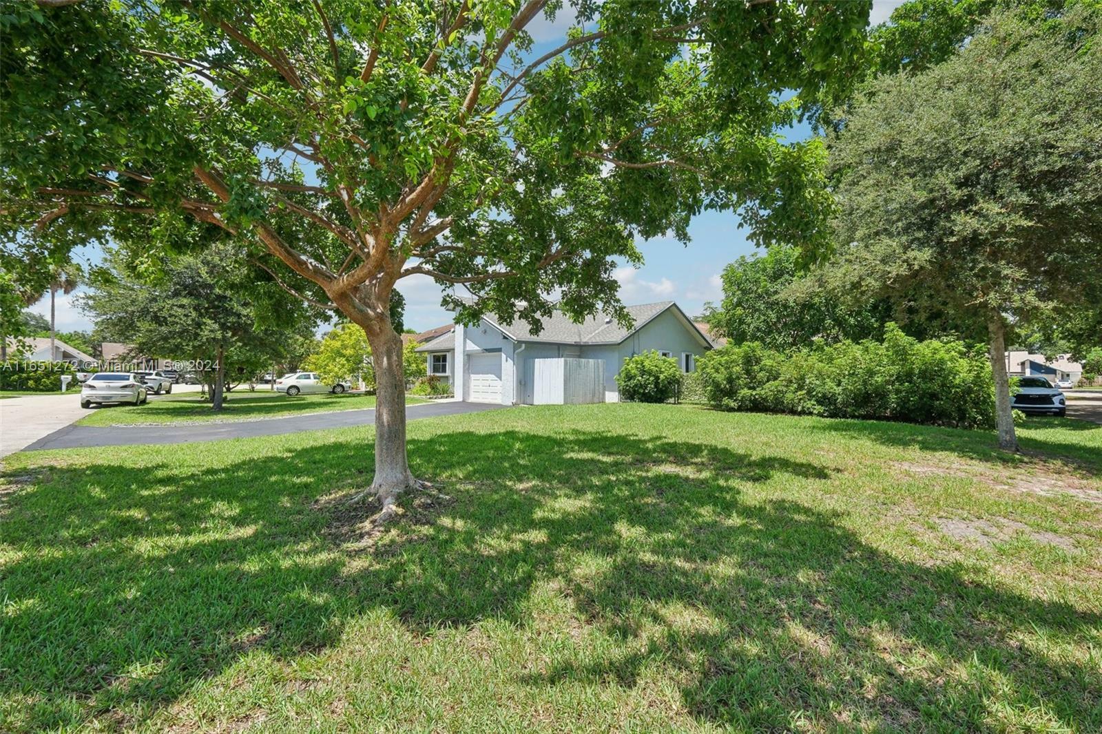 Property Photo:  7333 NW 38th Pl  FL 33065 