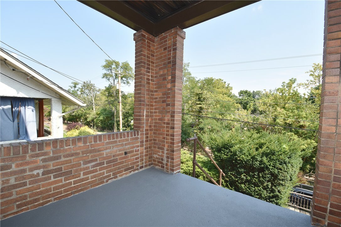 Property Photo:  256 Pennsylvania Blvd  PA 15228 