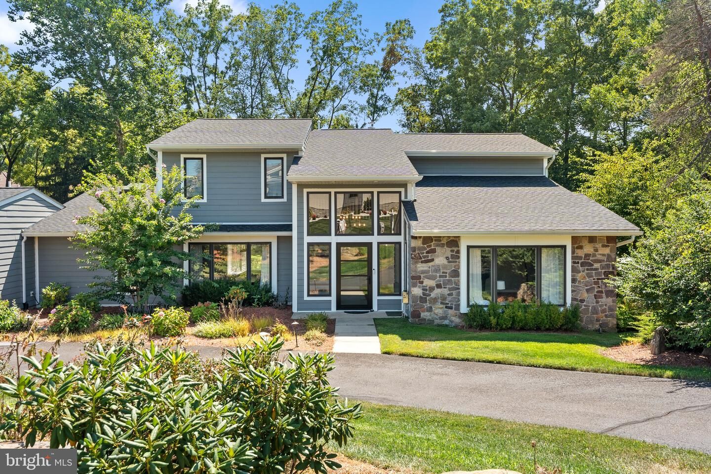 Property Photo: 478 Long Lane PA 19006