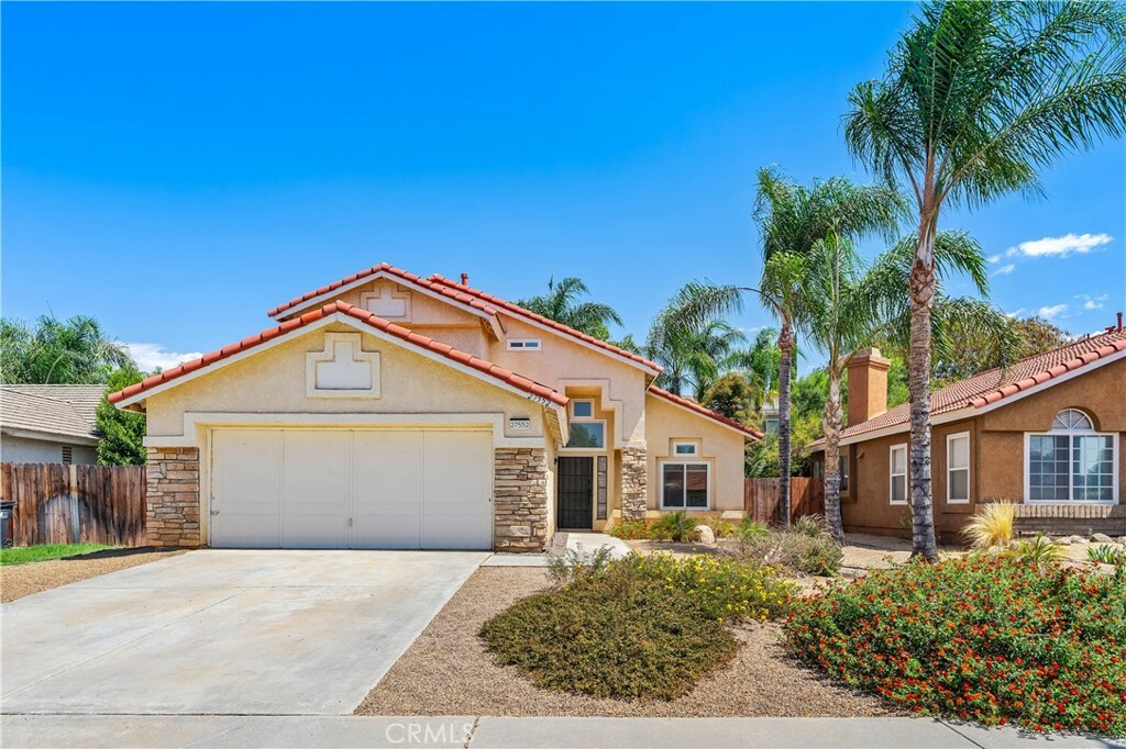 27552 Via Real  Menifee CA 92585 photo