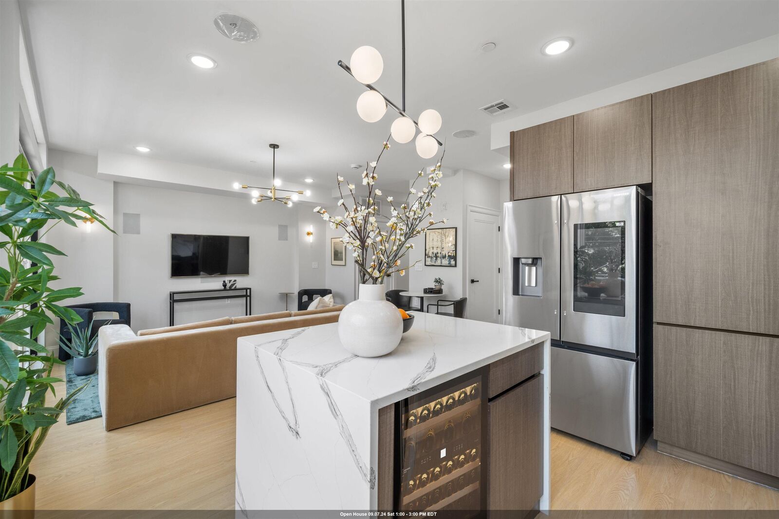 Property Photo:  573 Palisade Ave 2A  NJ 07307 