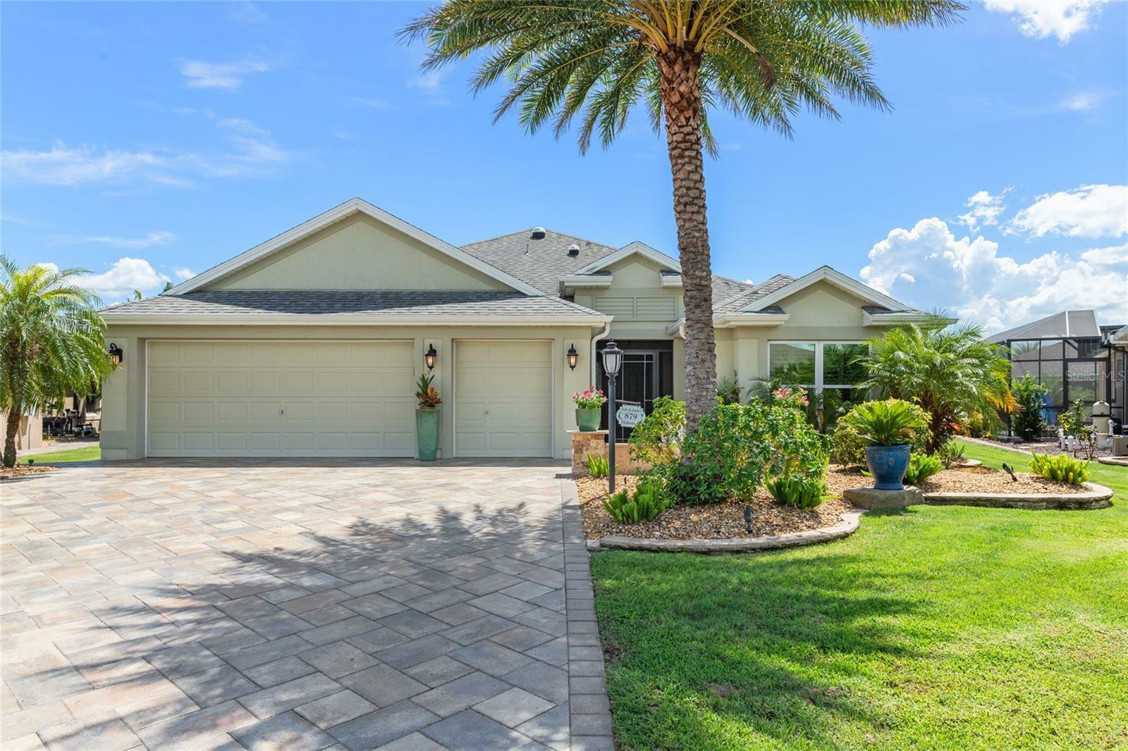 Property Photo:  879 Kauska Way  FL 32163 