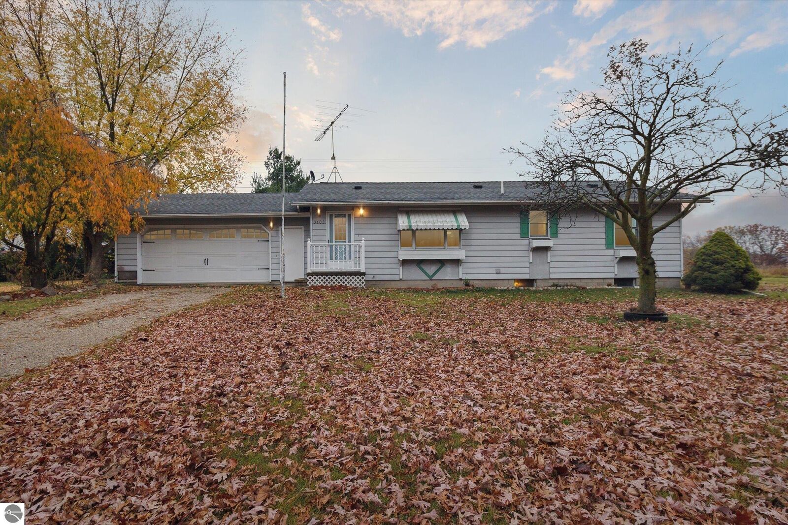 Property Photo:  3402 N Crystal  MI 48891-9710 