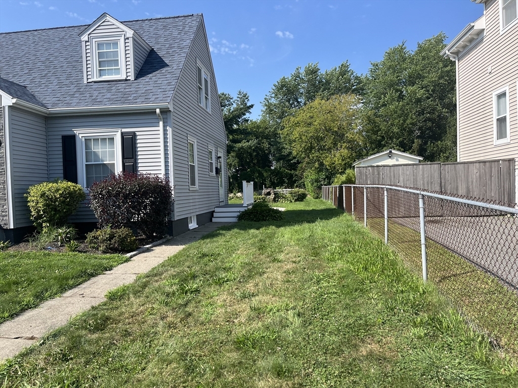 Property Photo:  236 Hooper St  RI 02878 