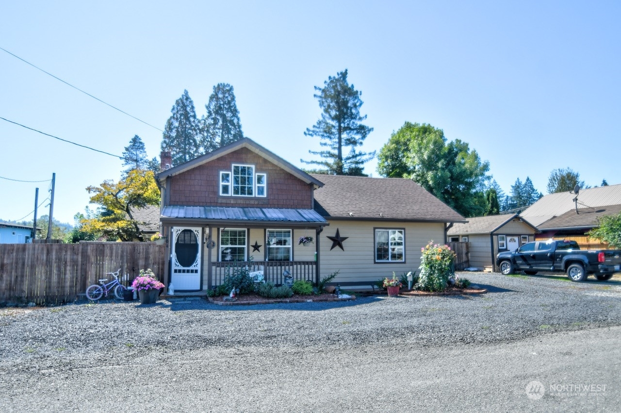 Property Photo:  164 Main Street  WA 98570 