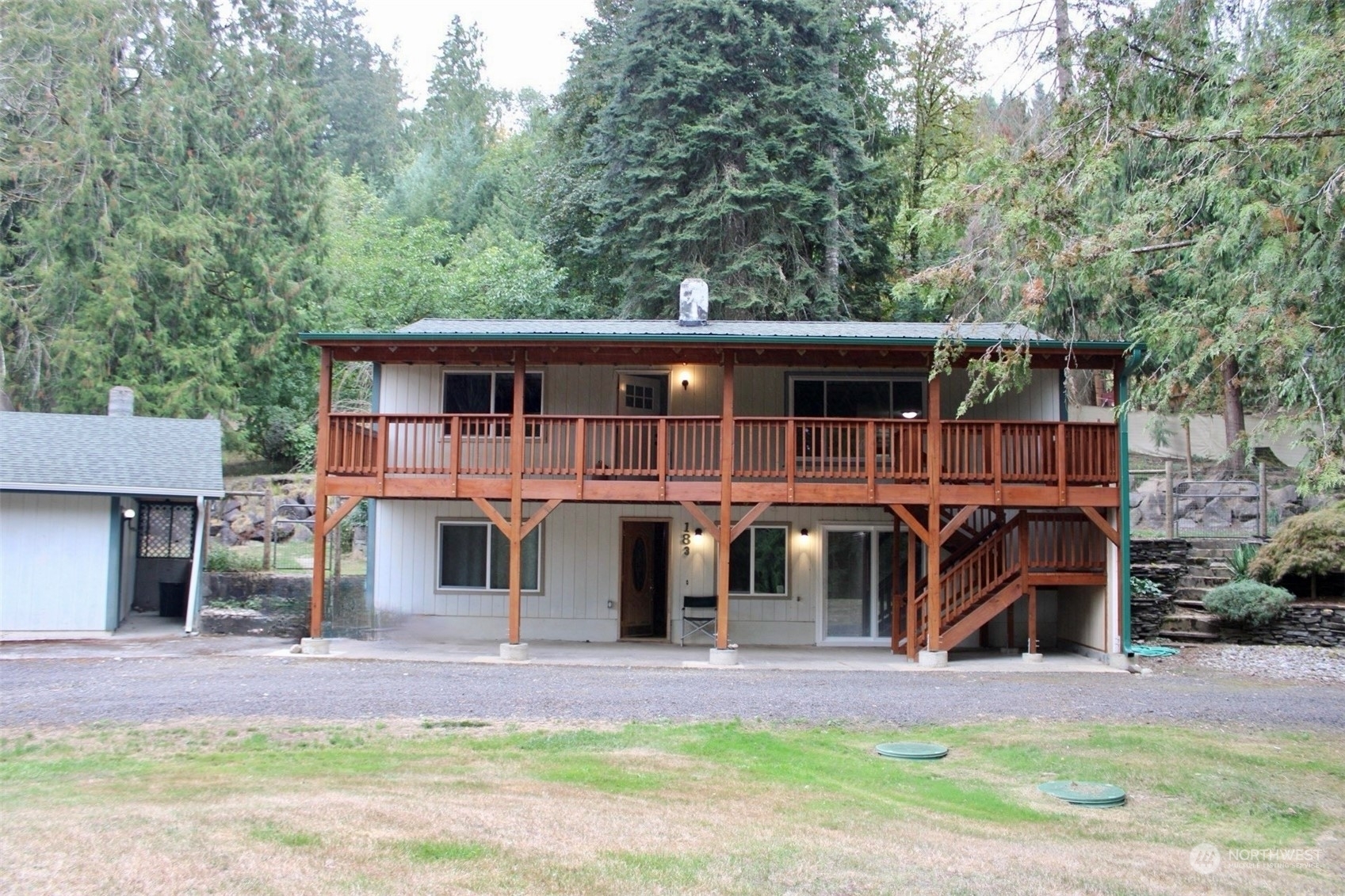 Property Photo:  183 Pogue Lane  WA 98611 