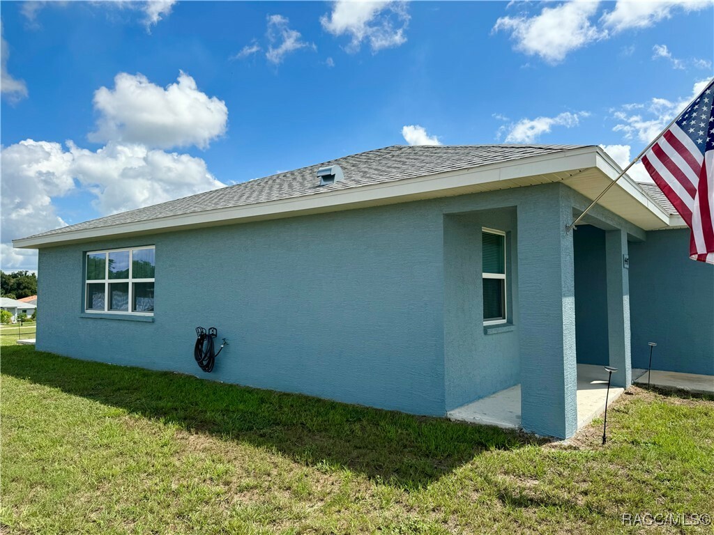 Property Photo:  4447 E Taper Street  FL 34453 