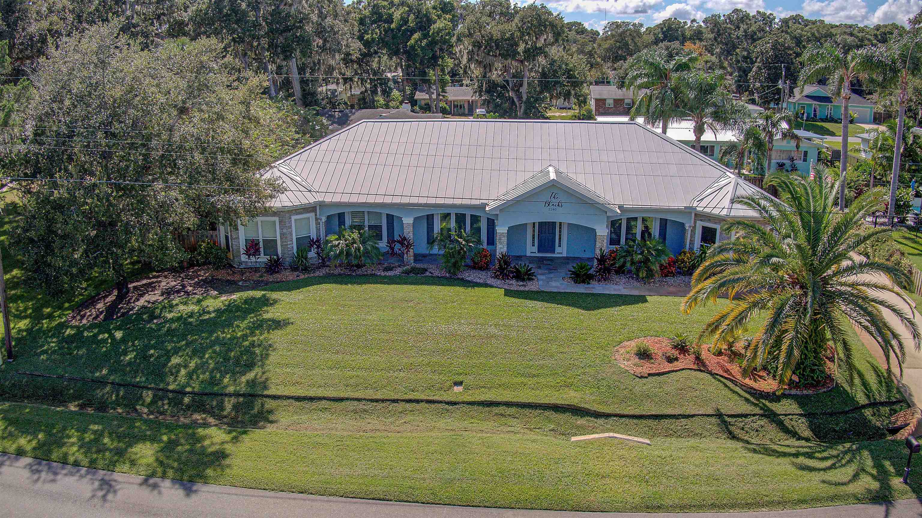 Property Photo:  2240 Shore Dr  FL 32086 