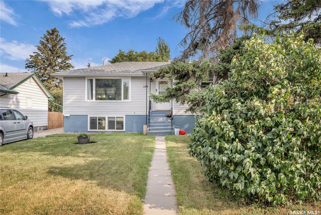 1105 Taylor Street E  Saskatoon SK S7J 1W6 photo