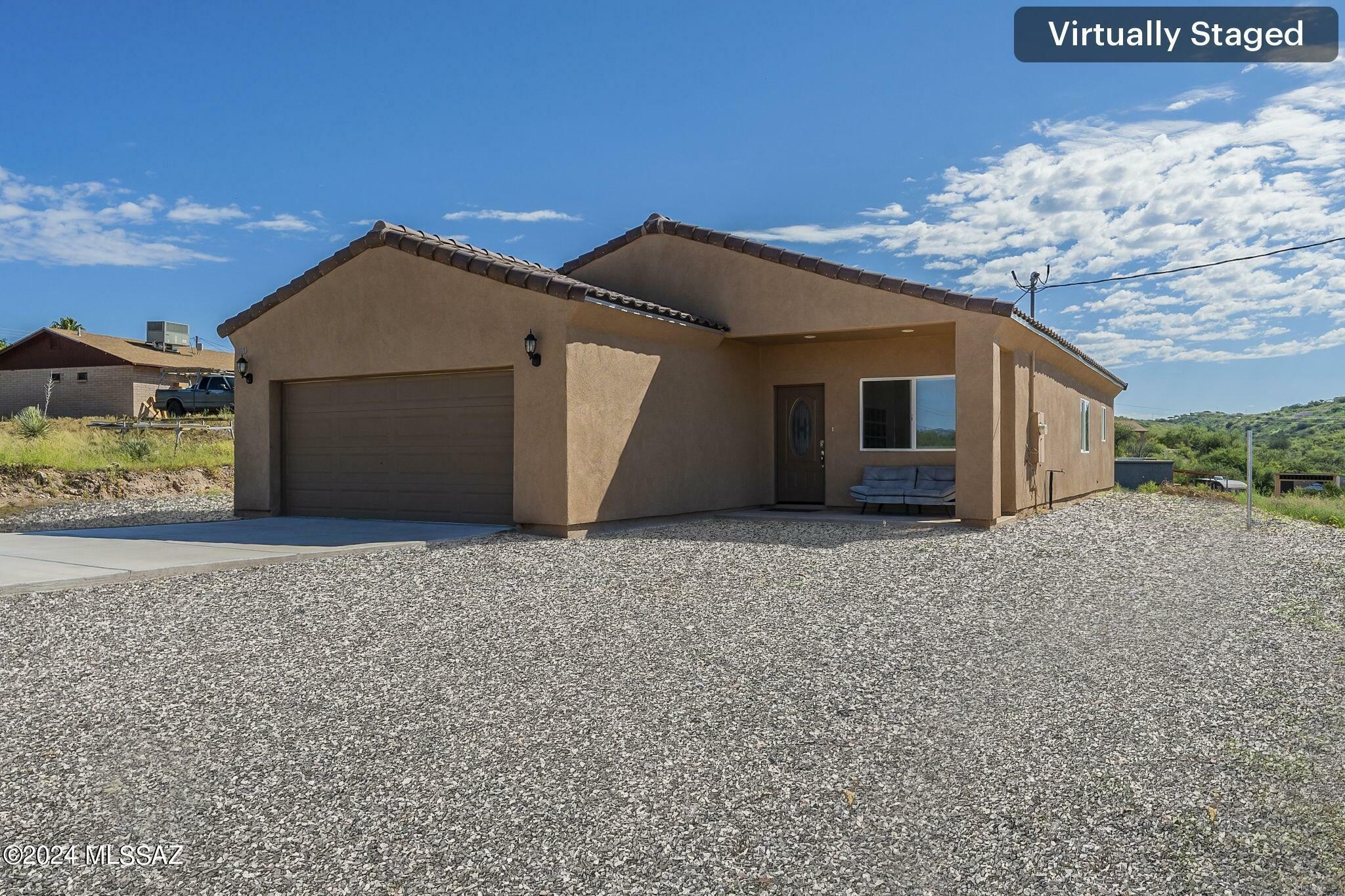 Property Photo:  1083 Ceda Court  AZ 85648 