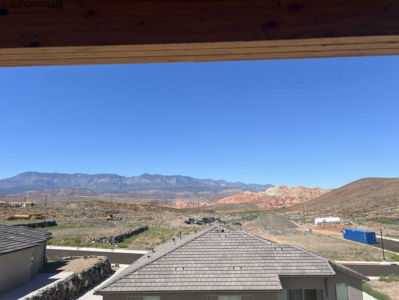 Property Photo:  1836 W 300 St N  UT 84737 