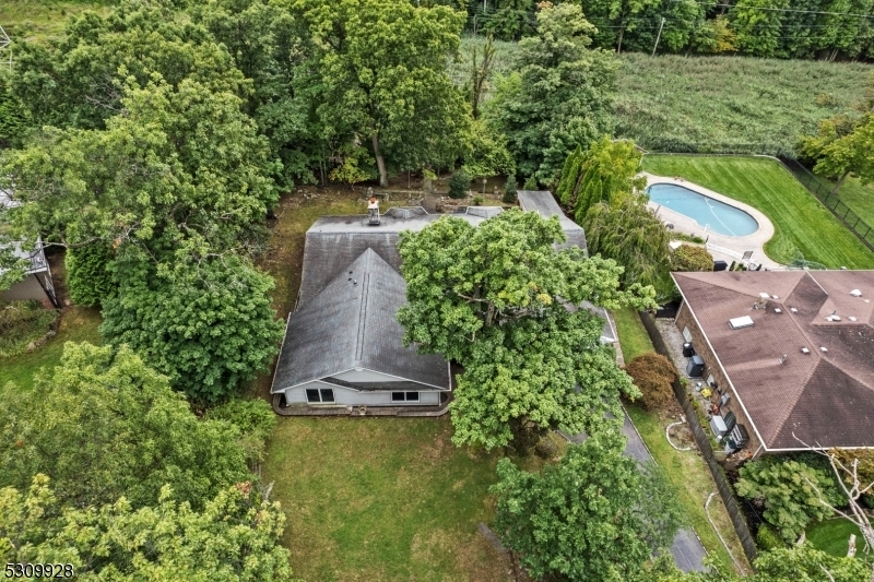 Property Photo:  27 Notch Park Rd  NJ 07424 