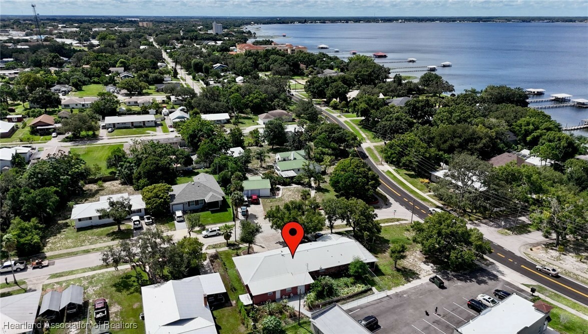 Property Photo:  216 Micco Avenue  FL 33870 