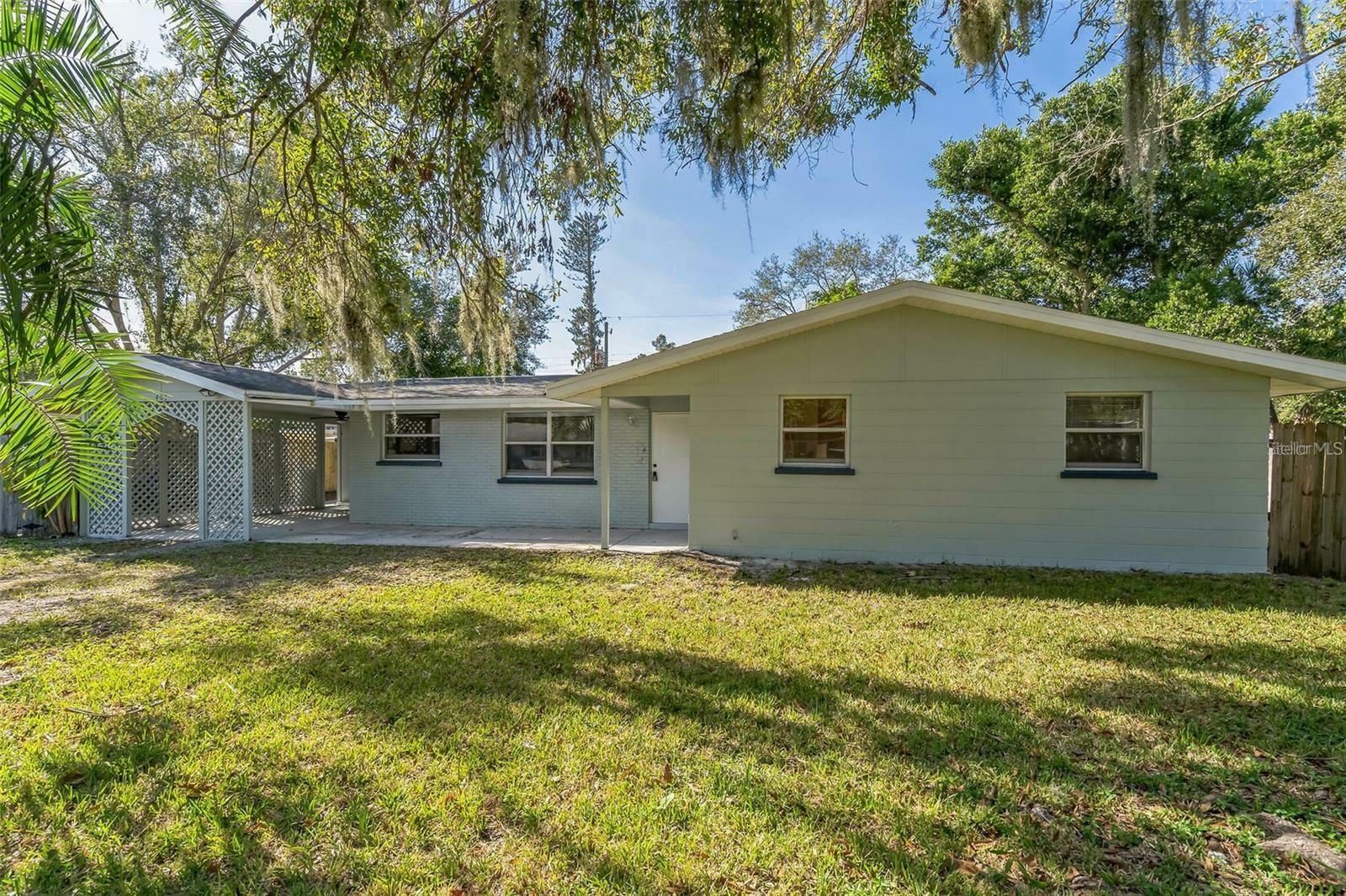 403 Pinewood Avenue  Nokomis FL 34275 photo