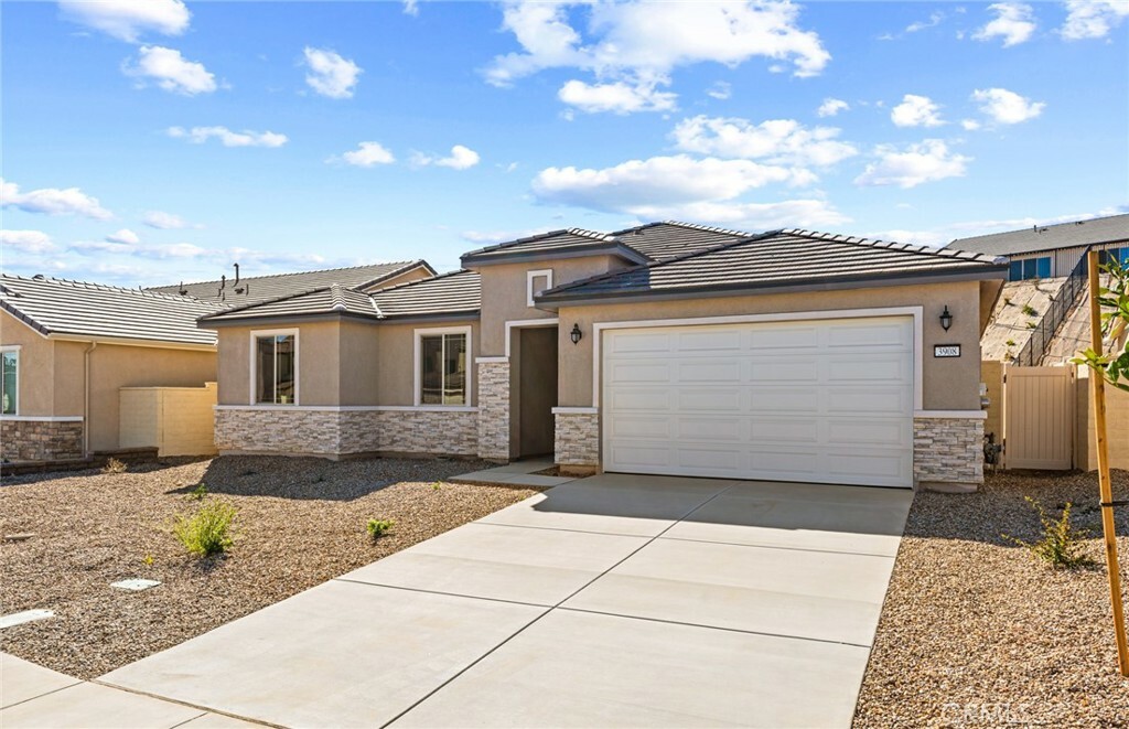 Property Photo: 3908 Hudson Lane CA 92530