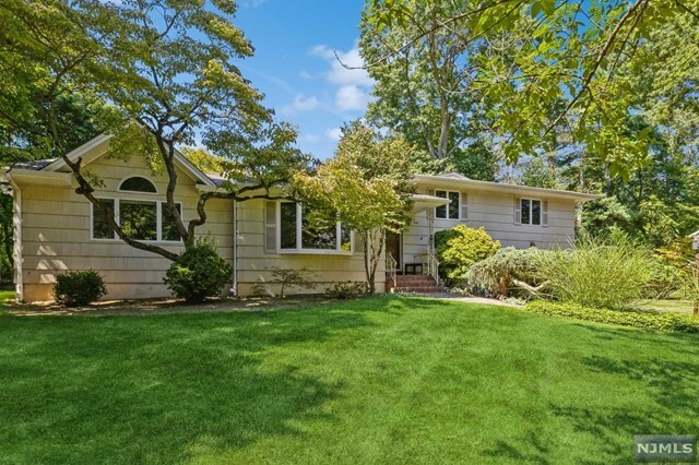 Property Photo:  308 Garfield Street  NJ 07641 