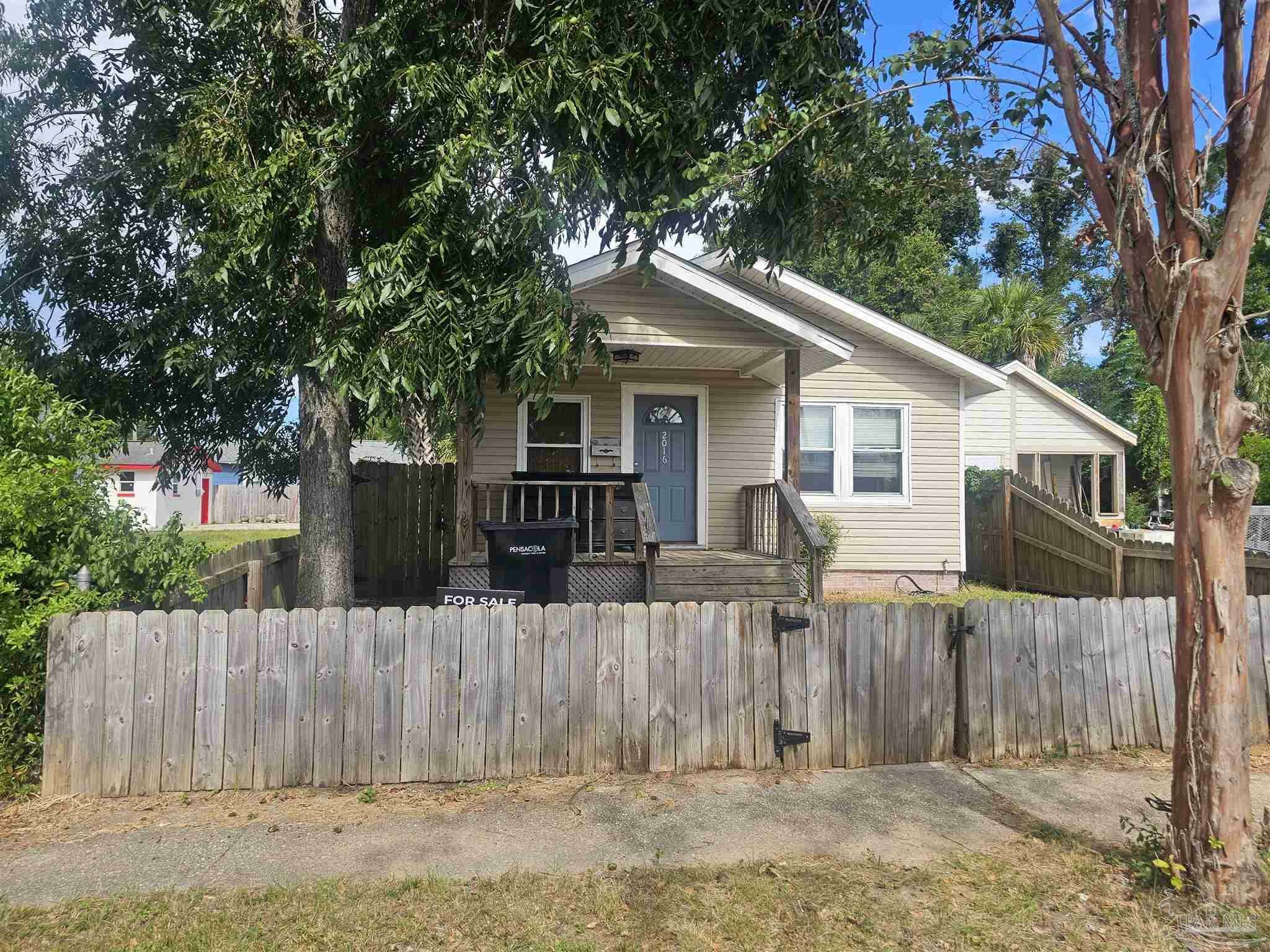 Property Photo:  2016 Dr Martin Luther King Jr Dr  FL 32503 