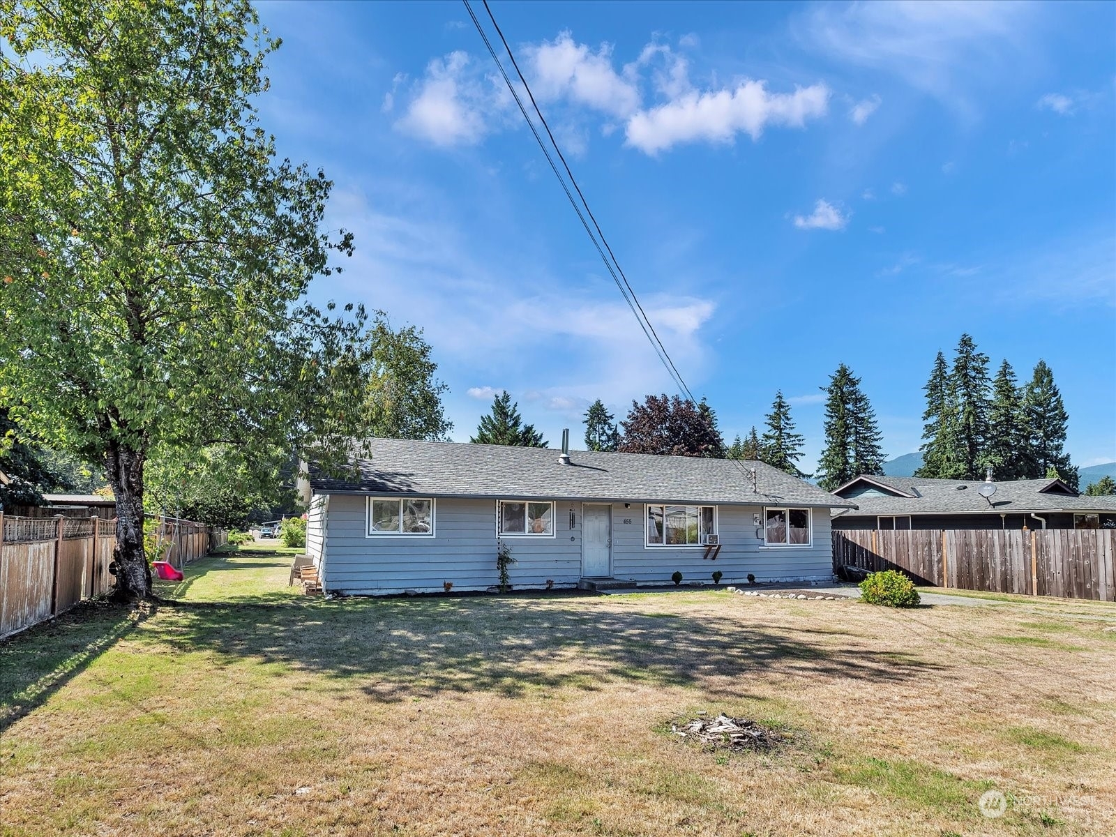 Property Photo:  455 Sauk Avenue  WA 98241 