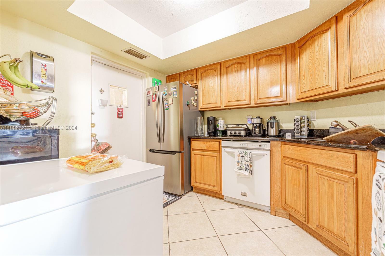 Property Photo:  7410 SW 82 St K 302  FL 33143 