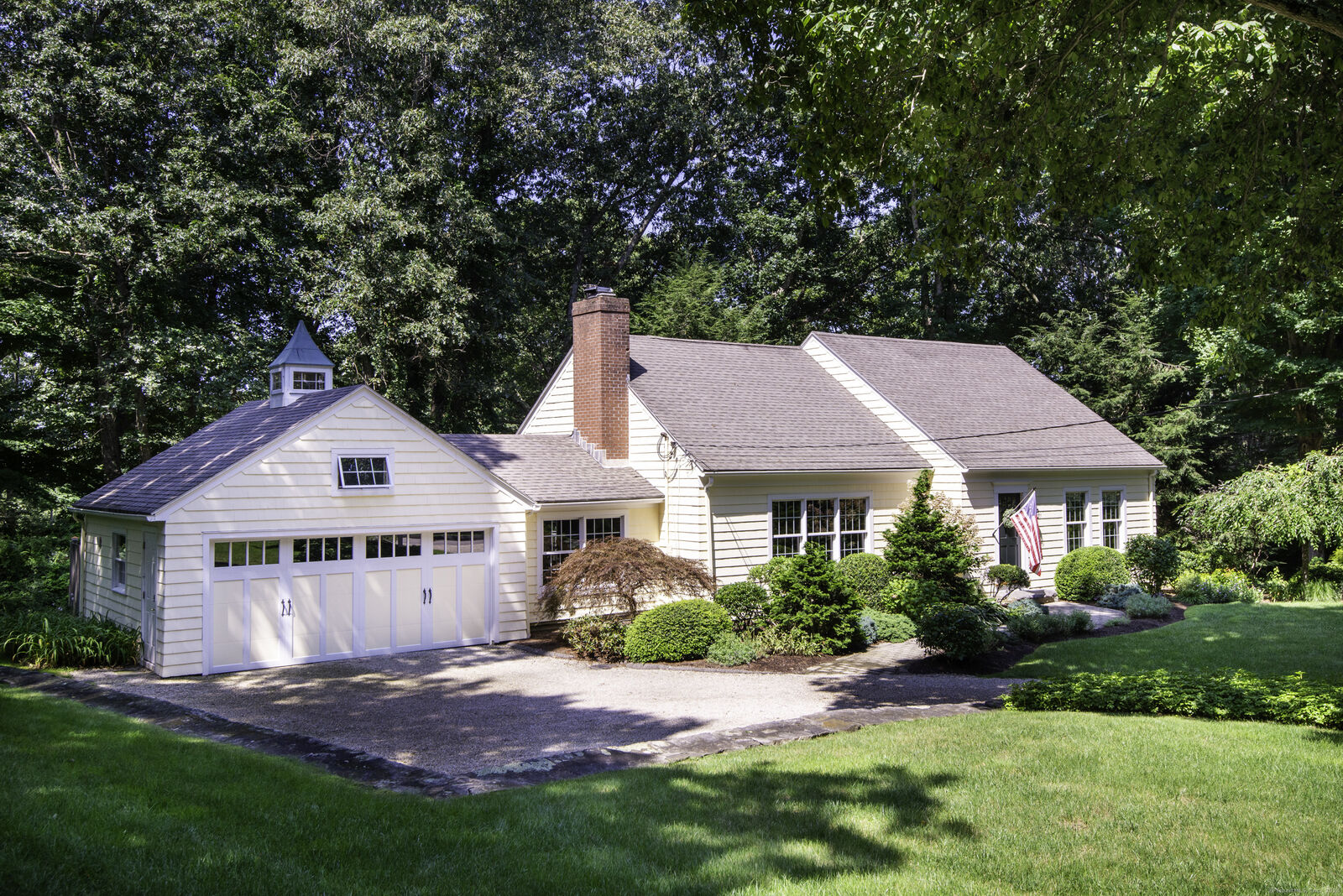 Property Photo:  4 Oak Drive  CT 06409 