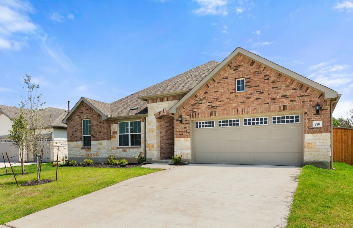 Property Photo: 296 Muddy Creek Way TX 78640