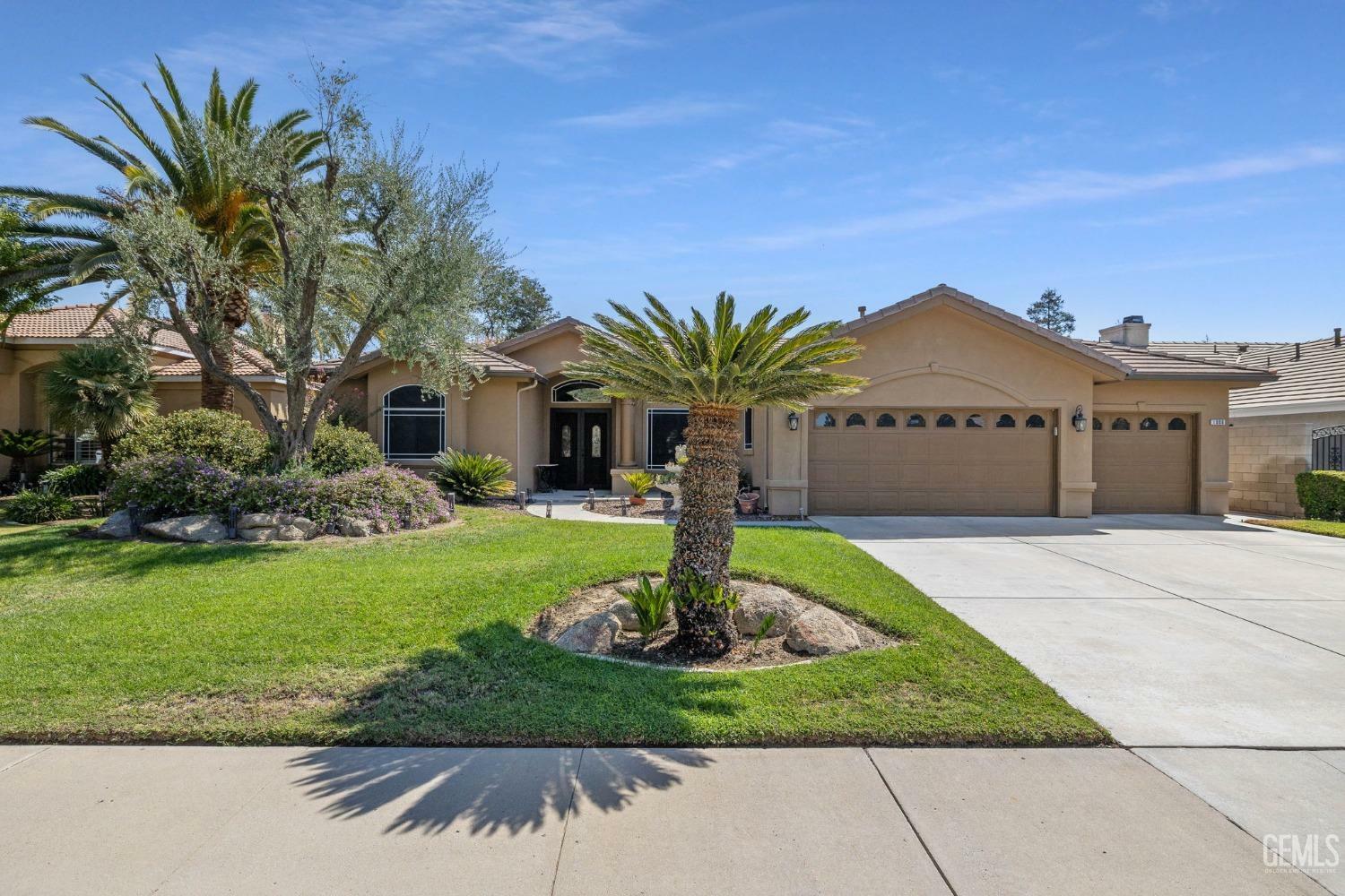 Property Photo:  1008 Sioux Creek Drive  CA 93312 