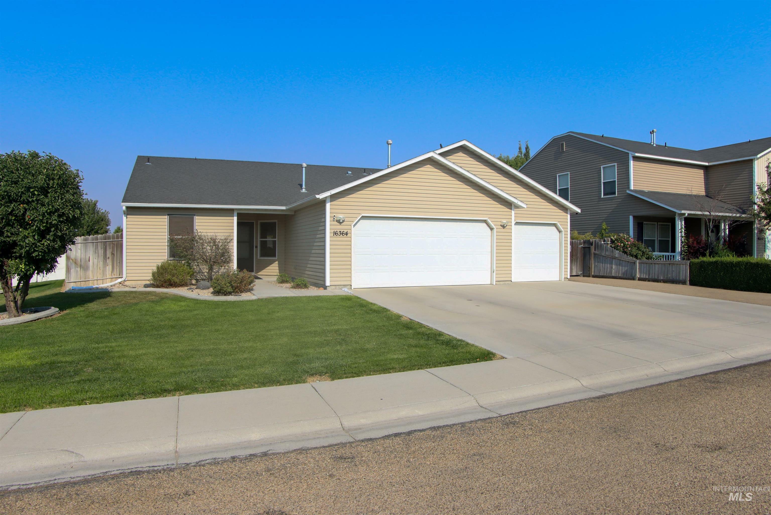 Property Photo:  16364 Copperridge Way  ID 83607 