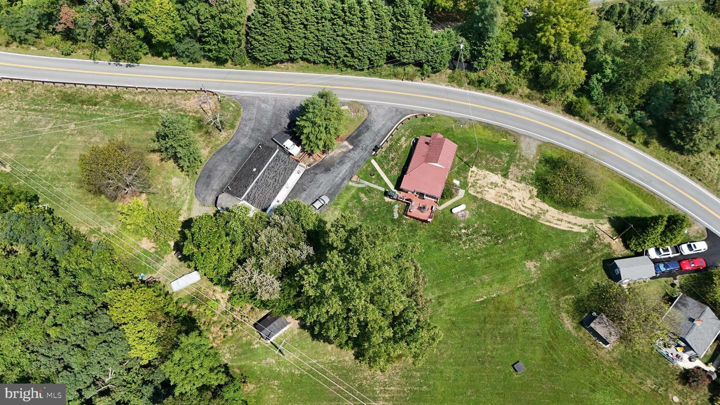 Property Photo: 13617 Taylorstown Road VA 20176